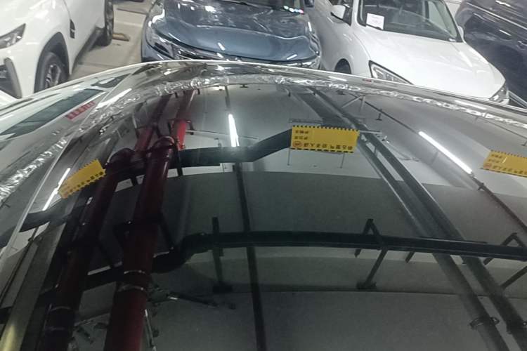 Used Deepal S05 2024 510Max Pure Electric Version Roof