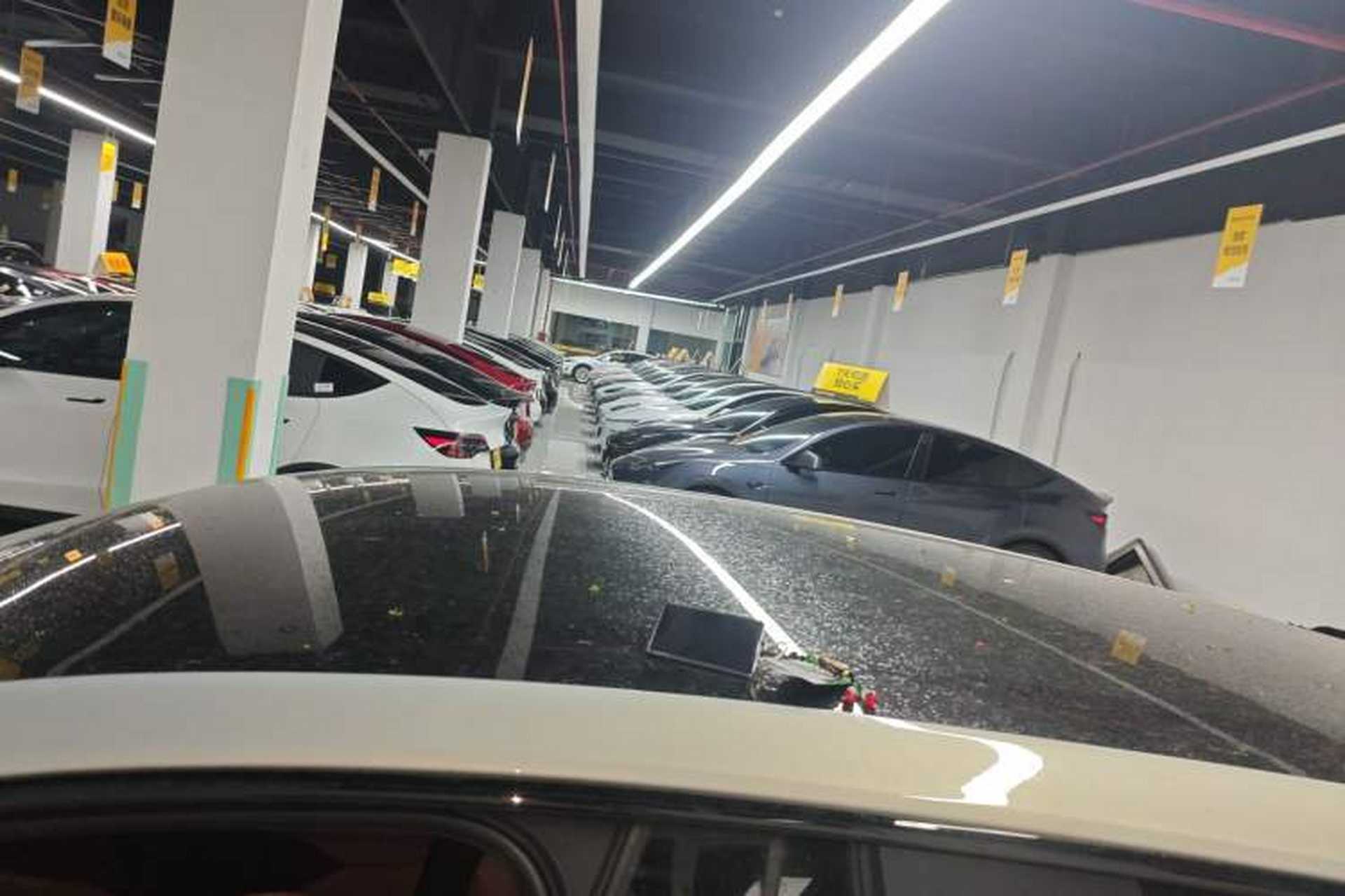 Used Deepal S05 2024 510Max Pure Electric Version Roof
