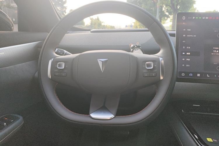 Used Deepal S05 2024 510Max Pure Electric Version Steering Wheel