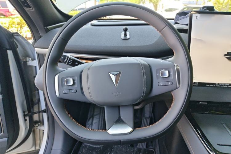 Used Deepal S05 2024 510Max Pure Electric Version Steering Wheel