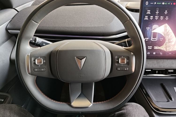 Used Deepal S05 2024 510Max Pure Electric Version Steering Wheel