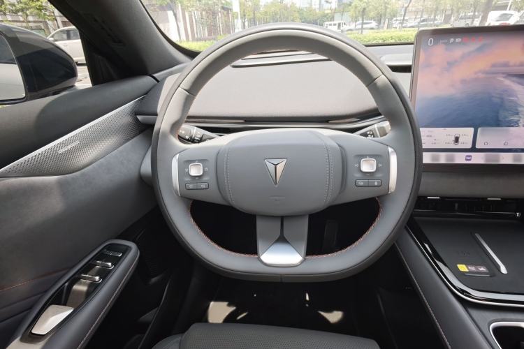Used Deepal S05 2024 200Max Range-Extended Long-Range Version Steering Wheel