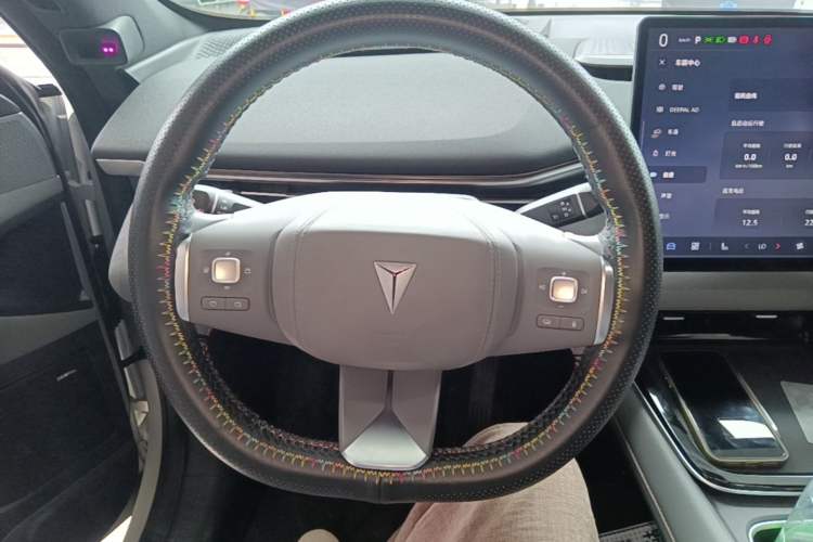 Used Deepal S05 2024 510 Ultra Pure Electric Version Steering Wheel