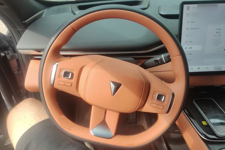 Used Deepal S05 2024 510Max Pure Electric Version Steering Wheel