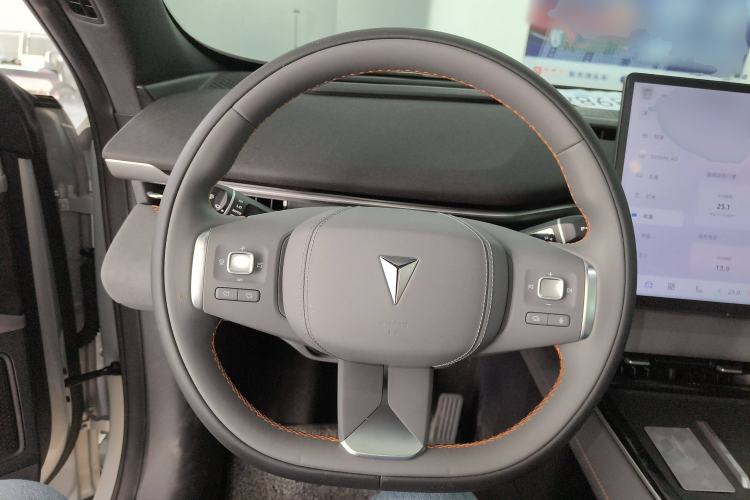 Used Deepal S05 2024 510Max Pure Electric Version Steering Wheel