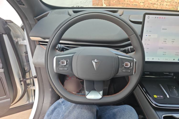 Used Deepal S05 2024 510Max Pure Electric Version Steering Wheel