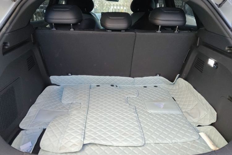Used Deepal S05 2024 510 Plus Pure Electric Version Trunk