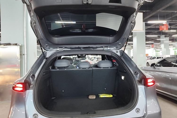 Used Deepal S05 2024 510 Plus Pure Electric Version Trunk