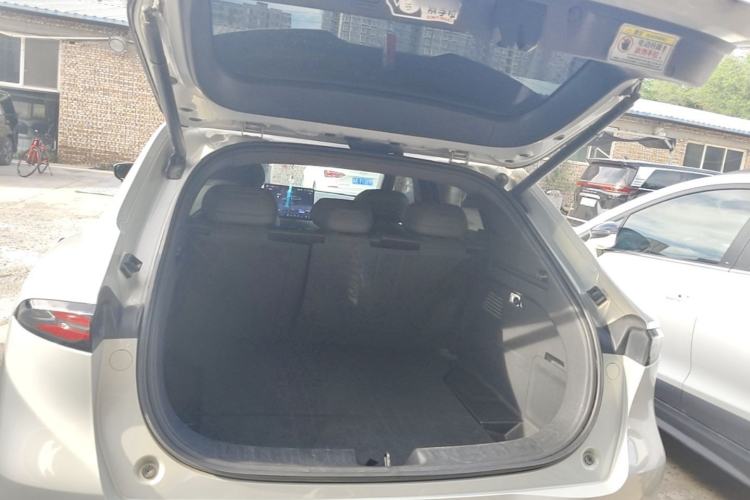 Used Deepal S05 2024 510Max Pure Electric Version Trunk