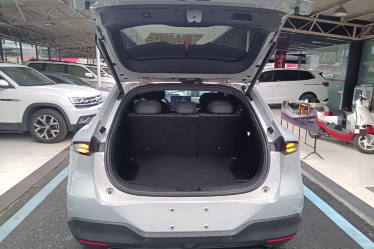 Used Deepal S05 2024 510 Ultra Pure Electric Version Trunk