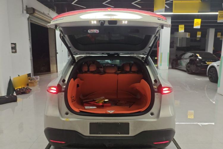 Used Deepal S05 2024 510Max Pure Electric Version Trunk