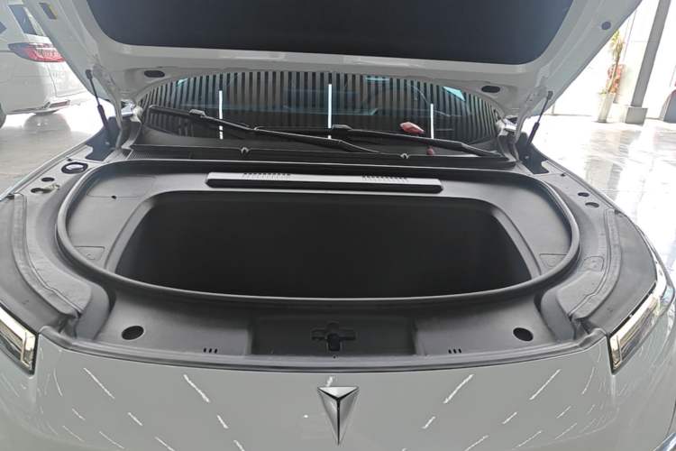 Used Deepal S05 2024 510Max Pure Electric Version Engine Bay