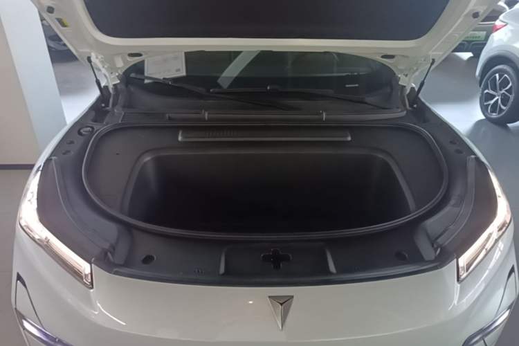 Used Deepal S05 2024 510 Plus Pure Electric Version Engine Bay