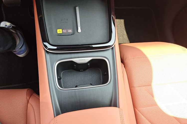 Used Deepal S05 2024 510 Ultra Pure Electric Version Interior 11