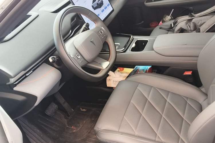 Used Deepal S05 2024 510Max Pure Electric Version Left Front Seat