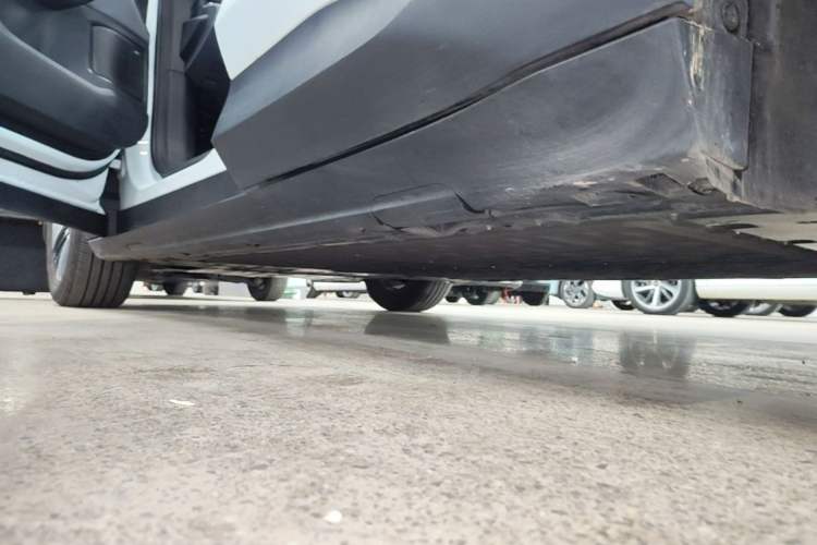 Used Deepal S05 2024 510 Plus Pure Electric Version Left Side Sill