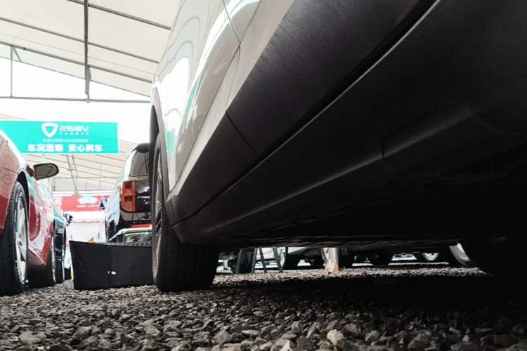 Used Deepal S05 2024 510Max Pure Electric Version Left Side Sill