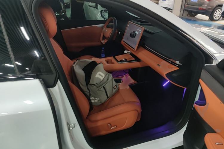 Used Deepal S05 2024 510Max Pure Electric Version Right Front Seat