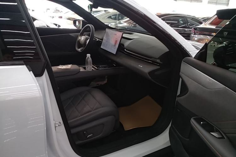 Used Deepal S05 2024 510Max Pure Electric Version Right Front Seat