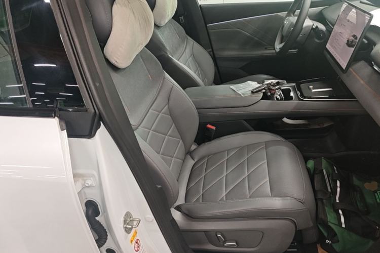 Used Deepal S05 2024 510 Ultra Pure Electric Version Right Front Seat
