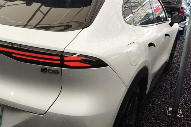 Used Deepal S05 2024 510Max Pure Electric Version Right Rear Taillight