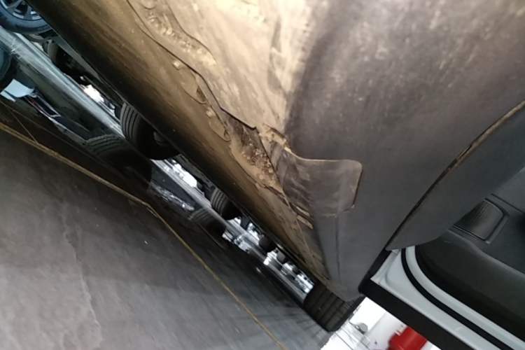 Used Deepal S05 2024 510Max Pure Electric Version Right Side Sill