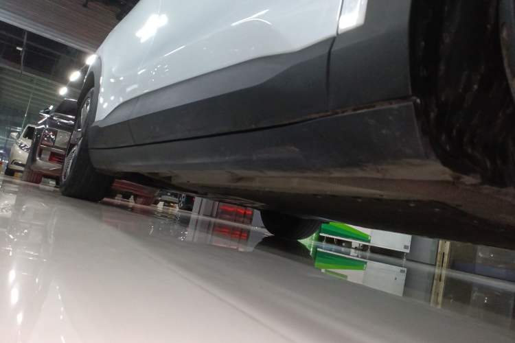 Used Deepal S05 2024 200 Ultra Range-Extended Long-Range Version Right Side Sill