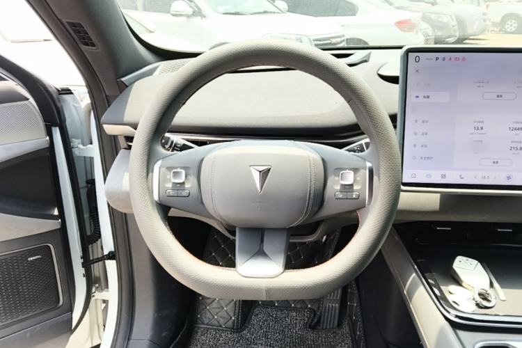 Used Deepal S05 2024 510Max Pure Electric Version Steering Wheel