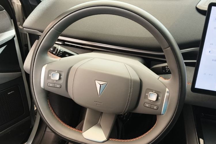 Used Deepal S05 2024 510Max Pure Electric Version Steering Wheel