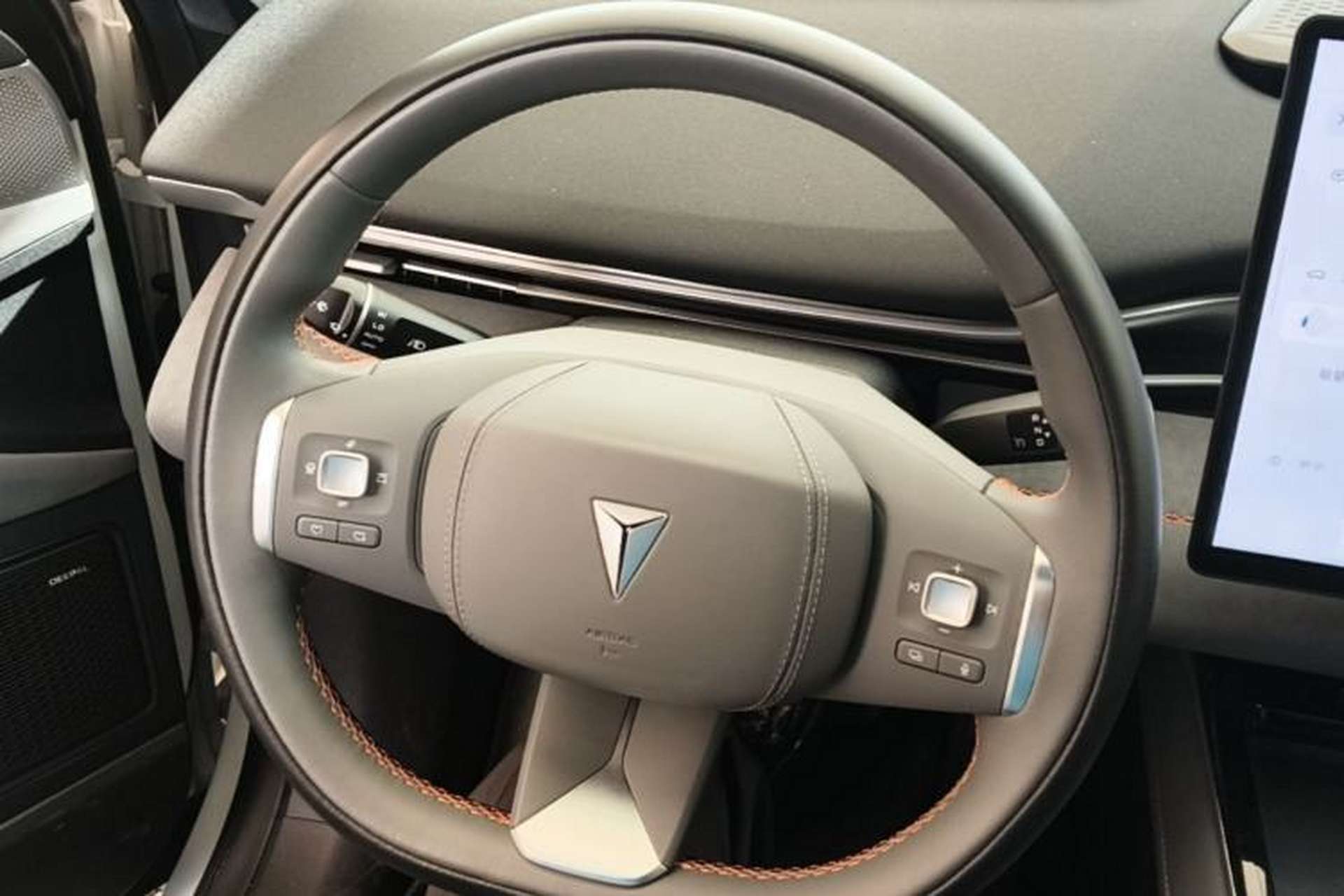 Used Deepal S05 2024 510Max Pure Electric Version Steering Wheel