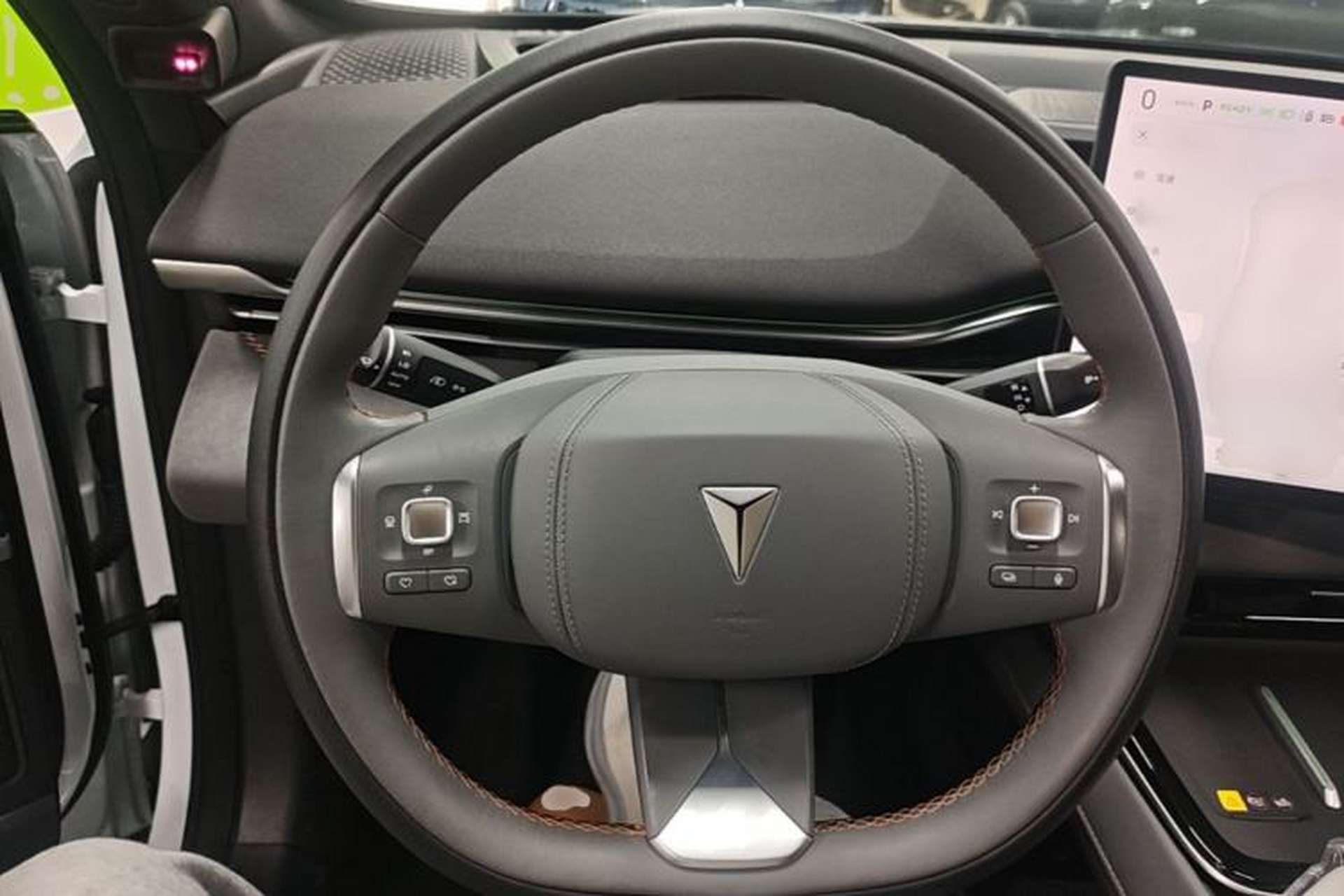 Used Deepal S05 2024 510 Ultra Pure Electric Version Steering Wheel