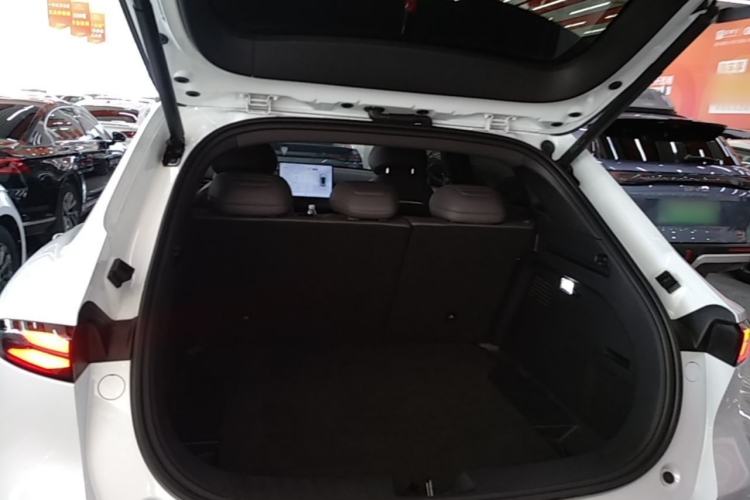 Used Deepal S05 2024 510Max Pure Electric Version Trunk