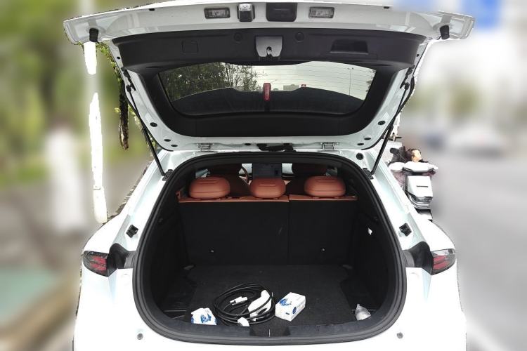 Used Deepal S05 2024 510 Plus Pure Electric Version Trunk
