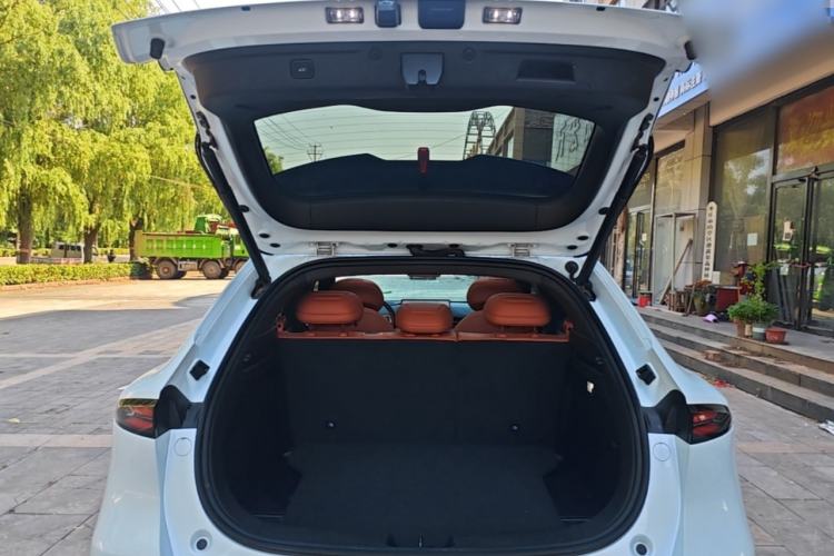 Used Deepal S05 2024 510Max Pure Electric Version Trunk