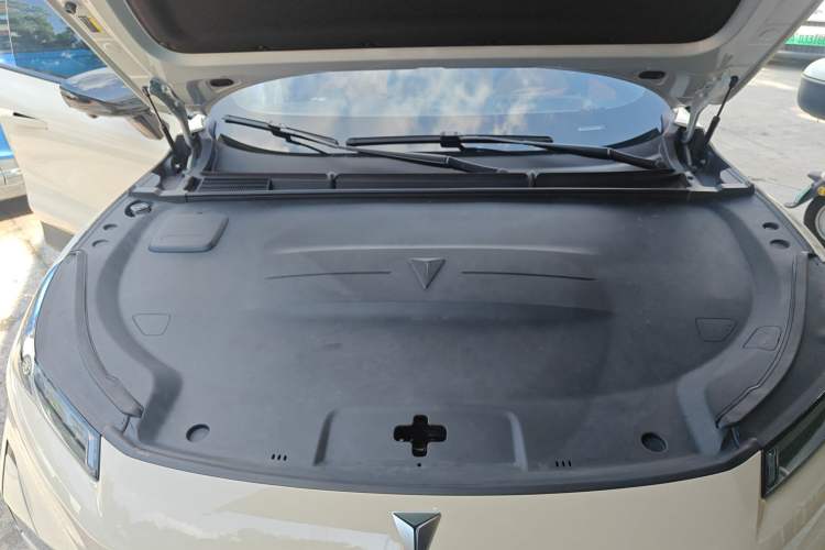 Used Deepal S05 2024 200 Ultra Range-Extended Long-Range Version Engine Bay