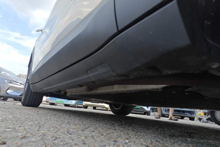 Used Deepal S05 2024 200 Ultra Range-Extended Long-Range Version Right Side Sill