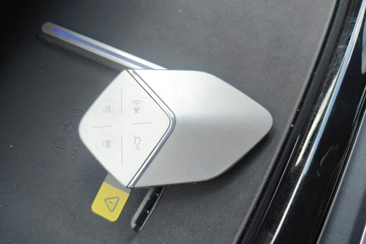 Used Deepal S05 2024 200 Ultra Range-Extended Long-Range Version Vehicle Key