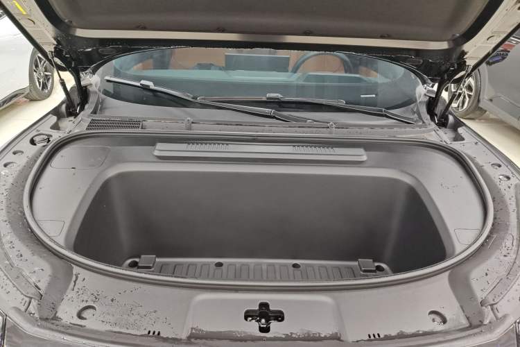 Used Deepal S05 2026 Model 520Max Pure Electric Edition Engine Bay