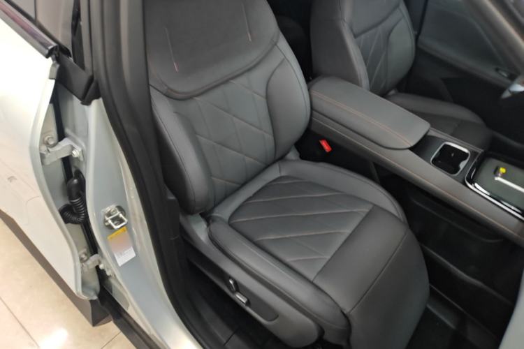 Used Deepal S05 2026 Model 620Max Pure Electric Edition Right Front Seat