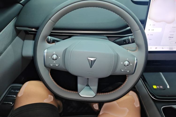 Used Deepal S05 2026 Model 620Max Pure Electric Edition Steering Wheel