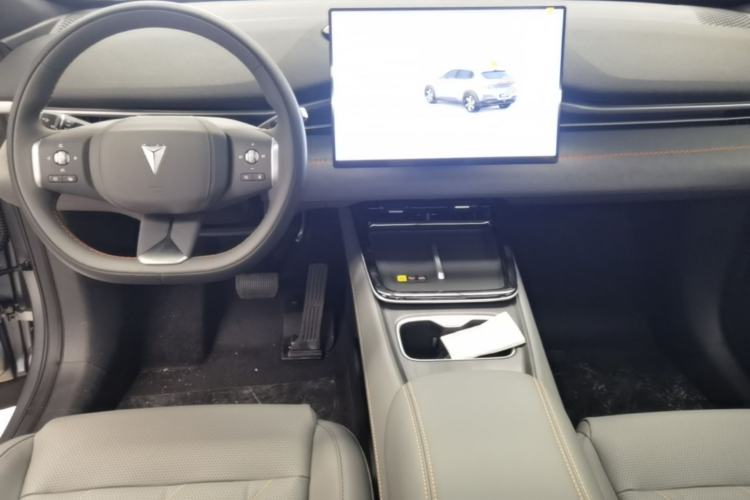 Used Deepal S05 2026 Model 520Plus Pure Electric Edition Center Console