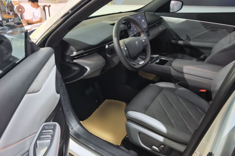 Used Deepal S05 2026 Model 520Lite Pure Electric Edition Driver Seat