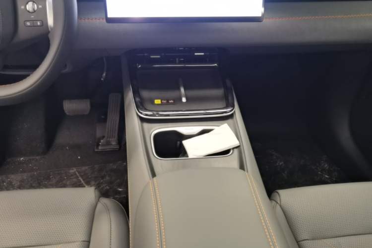 Used Deepal S05 2026 Model 520Plus Pure Electric Edition Gear Lever