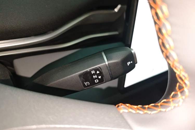 Used Deepal S05 2026 Model 520Max Pure Electric Edition Gear Lever