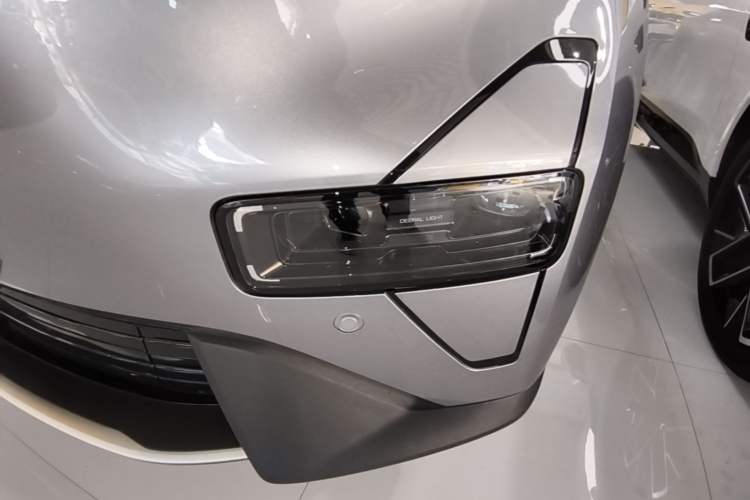 Used Deepal S05 2026 Model 520Max Pure Electric Edition Left Front Headlight