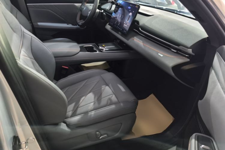 Used Deepal S05 2026 Model 520Lite Pure Electric Edition Right Front Seat