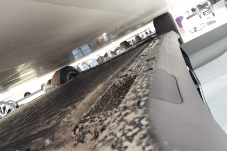 Used Deepal S05 2026 Model 520Plus Pure Electric Edition Right Side Sill
