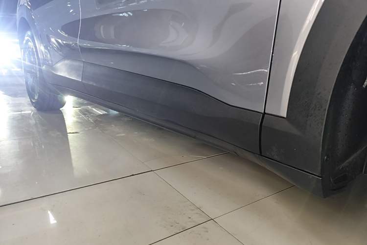 Used Deepal S05 2026 Model 520Max Pure Electric Edition Right Side Sill