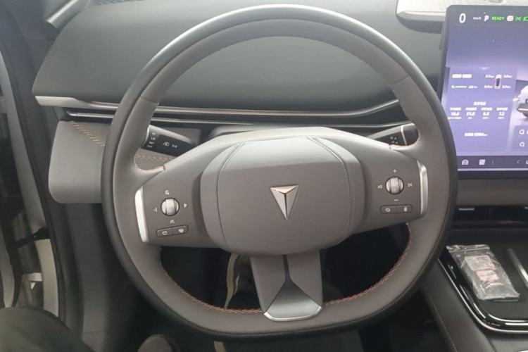 Used Deepal S05 2026 Model 620Plus Pure Electric Edition Steering Wheel