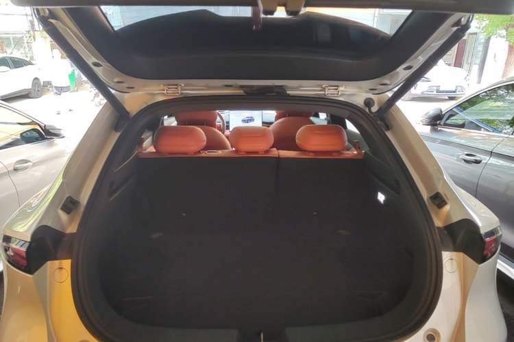 Used Deepal S05 2026 Model 520Max Pure Electric Edition Trunk